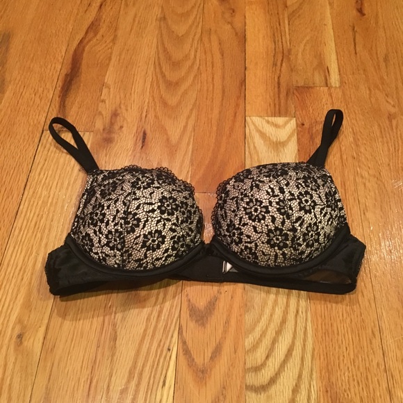 Victoria’s Secret Dream Angels Black Push-Up Bra - Picture 2 of 4